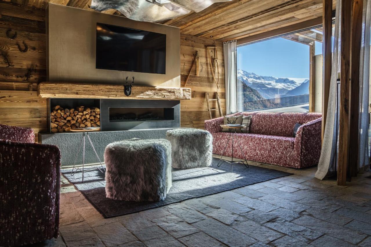 Chalet - The Peak