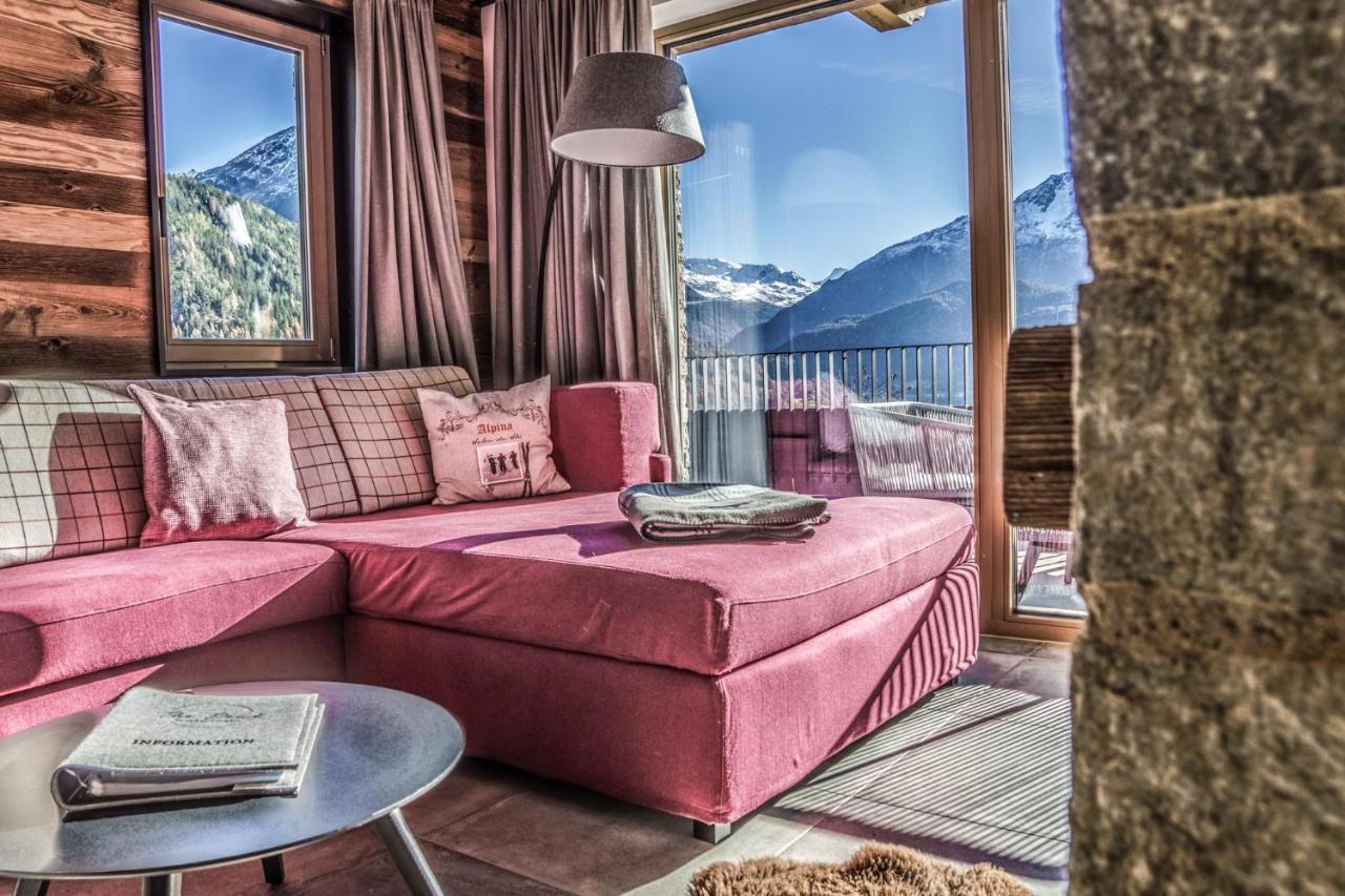 - The Peak Chalet Solden