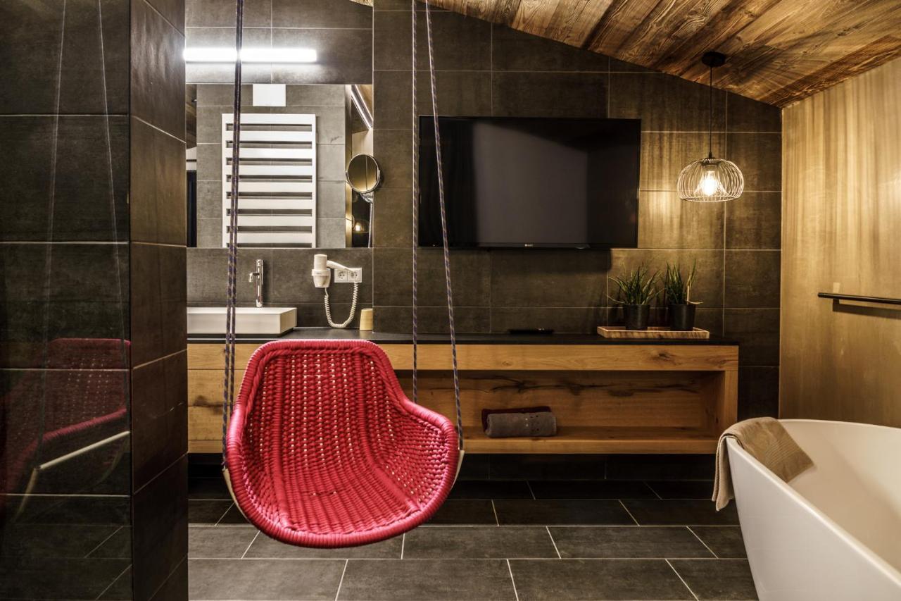 - The Peak Chalet Solden